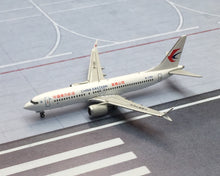 Load image into Gallery viewer, JC Wings 1/400 China Eastern Boeing 737 8 Max Yunnan B-1383
