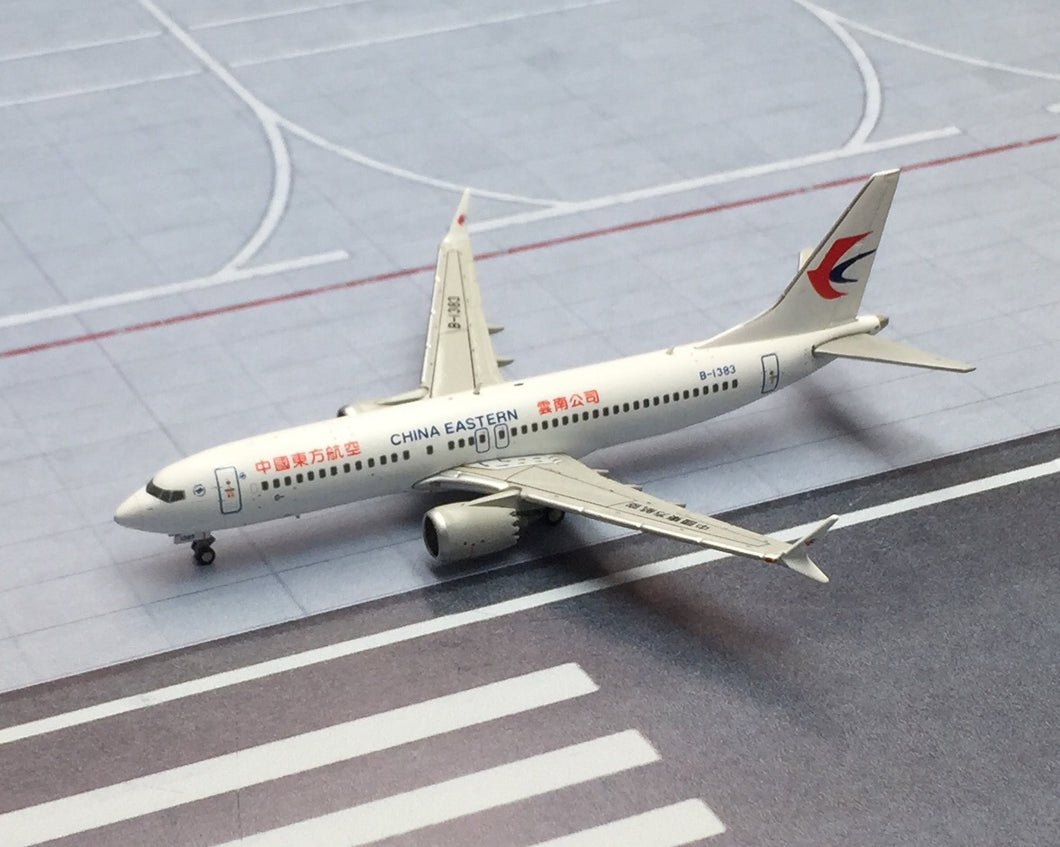 JC Wings 1/400 China Eastern Boeing 737 8 Max Yunnan B-1383