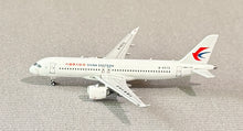 Load image into Gallery viewer, JC Wings 1/400 China Eastern Airlines COMAC C919 B-657S
