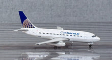 Load image into Gallery viewer, JC Wings 1/400 Continental Airlines Boeing 737-200 Polished N10248
