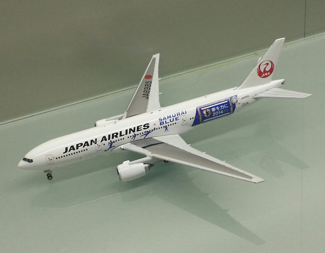 JC Wings 1/400 JAL Japan Airlines Boeing 777-200 JA8985 Samurai Blue