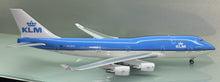 Load image into Gallery viewer, JC Wings 1/200 KLM Royal Dutch Airlines Boeing 747-400 PH-BFH 95 years XX2348
