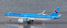 Load image into Gallery viewer, JC Wings 1/400 Korean Air Airbus A321Neo HL8509
