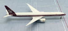 Load image into Gallery viewer, JC Wings 1/400 Qatar Airways Boeing 777-300ER Retro A7-BAC
