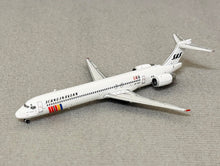 Load image into Gallery viewer, JC Wings 1/400 SAS Scandinavian Airlines McDonnell Douglas MD-90 OY-KIM
