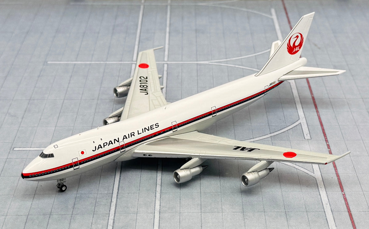 Jet Model 1/400 JAL Japan Air Lines Boeing 747-100 JA8102 – First
