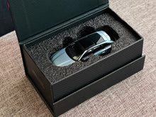 Load image into Gallery viewer, Masdi 1/64 Audi RS 6 Avant ice blue
