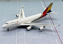Load image into Gallery viewer, NG models Lite 1/400 Asiana Airlines Cargo Boeing 747-400BDSF HL7620 AAR010
