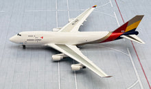 Load image into Gallery viewer, NG models Lite 1/400 Asiana Airlines Boeing 747-400 HL7421 AAR008
