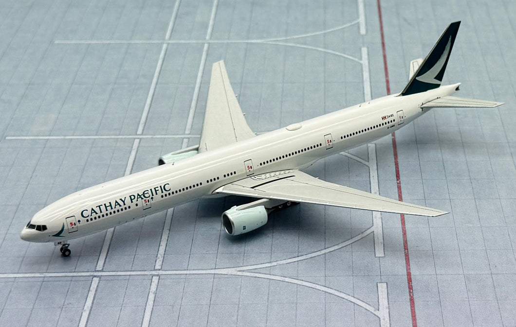NG models 1/400 Cathay Pacific Boeing 777-300ER B-HNN 73072
