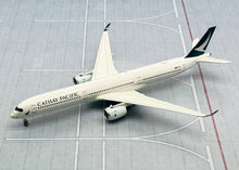 Load image into Gallery viewer, NG models 1/400 Cathay Pacific Airbus A350-1000 B-LXI 57021
