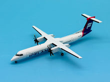 Load image into Gallery viewer, JC Wings 1/200 Icelandair Bombardier Dash 8-Q400 TF-FXI
