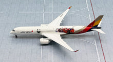 Load image into Gallery viewer, JC Wings 1/400 Asiana Airlines Airbus A350-900 XWB Fly Korea HL8381
