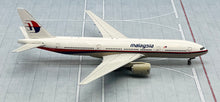 Load image into Gallery viewer, NG models 1/400 Malaysia Airlines Boeing 777-200ER 9M-MRO
