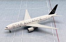 Load image into Gallery viewer, NG models 1/400 United Airlines Boeing 777-200ER N794UA Star Alliance 72022
