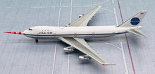 Load image into Gallery viewer, JC Wings 1/400 Pan Am Boeing 747-100 Storm King Polished N732PA
