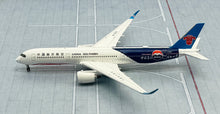 Load image into Gallery viewer, JC Wings 1/400 China Southern Airlines Airbus A350-900XWB Moutai B-30CE
