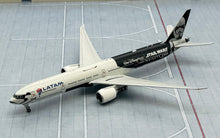 Load image into Gallery viewer, JC Wings 1/400 LATAM Airlines Boeing 777-300ER Galaxy's Edge PT-MUA
