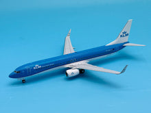 Load image into Gallery viewer, NG models 1/200 KLM Royal Dutch Airlines Boeing 737-900 PH-BXS 09001
