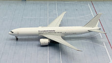 Load image into Gallery viewer, JC Wings 1/400 Lufthansa Cargo Boeing 777-200LRF D-ALFJ
