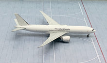 Load image into Gallery viewer, JC Wings 1/400 Lufthansa Cargo Boeing 777-200LRF D-ALFJ
