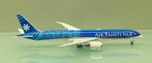 Load image into Gallery viewer, NG models 1/400 Air Tahiti Nui Boeing 787-9 F-OMUA 55102
