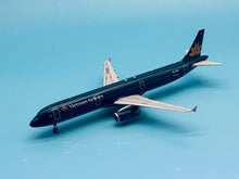 Load image into Gallery viewer, JC Wings 1/200 Vietnam Airlines Airbus A321 VN-A390
