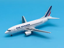 Load image into Gallery viewer, JC Wings 1/200 Air France Boeing 737-500 F-GJNV
