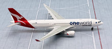 Load image into Gallery viewer, JC Wings 1/400 Qantas Airways Airbus A330-200 OneWorld VH-EBV
