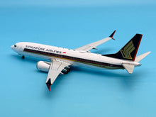 Load image into Gallery viewer, JC Wings 1/200 Singapore Airlines Boeing 737-800 9V-MBA

