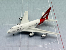 Load image into Gallery viewer, NG models 1/400  Qantas Airways Boeing 747SP VH-EAB 07037
