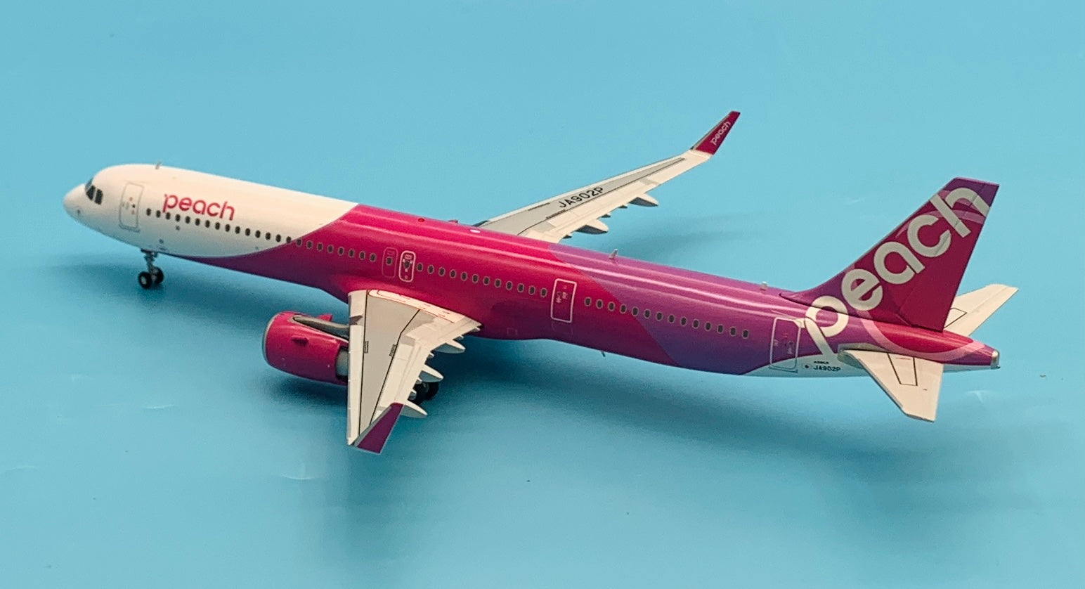 JC Wings 1/200 Peach Aviation Airbus A321neo JA902P – First Class