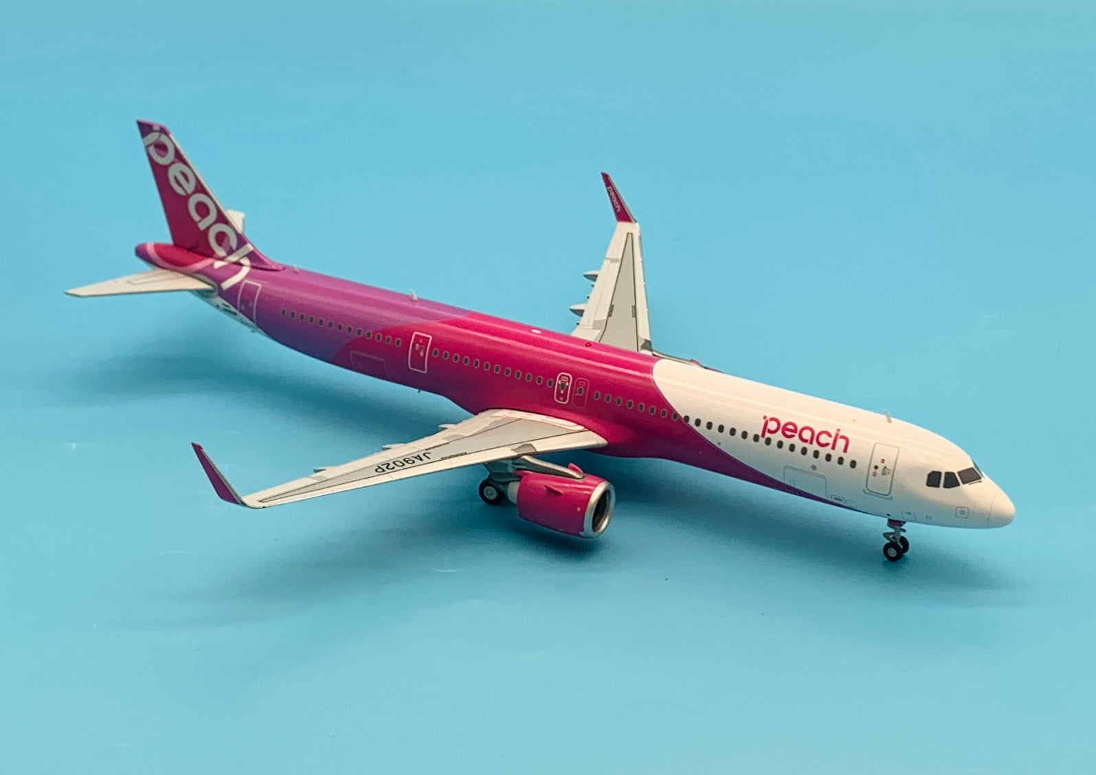 JC Wings 1/200 Peach Aviation Airbus A321neo JA902P – First Class