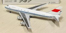 Load image into Gallery viewer, JC Wings 1/400 CAAC China Boeing 747-200M B-2450

