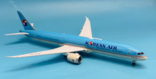 Load image into Gallery viewer, SQ Wings 1/200 Korean Air Boeing 787-10 HL8536 L2045
