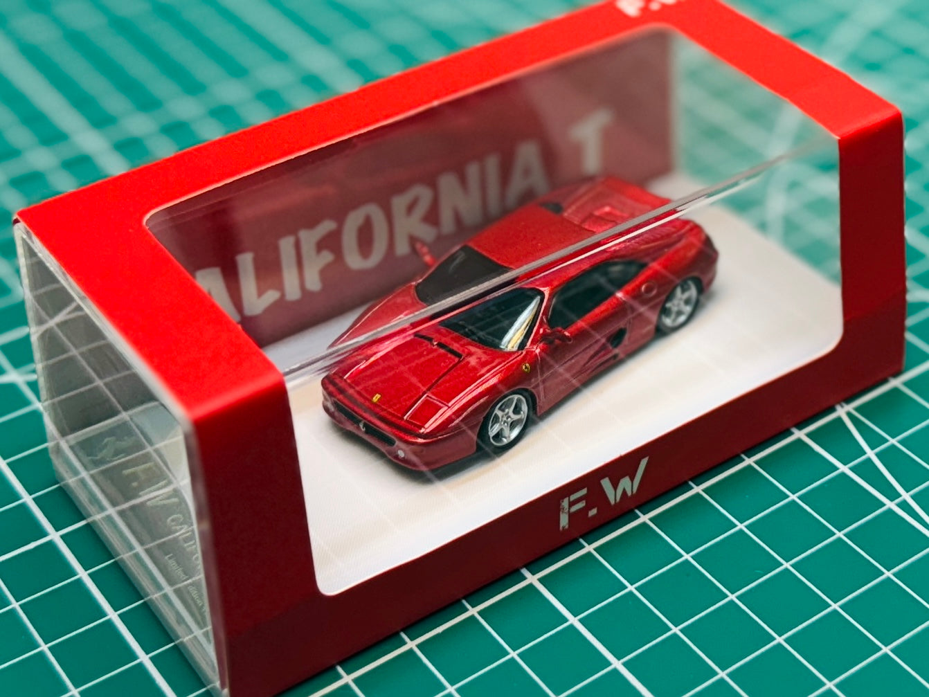 F.W 1/64 Ferrari California T hard top in Red – First Class