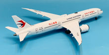 Load image into Gallery viewer, SQ Wings 1/200 China Eastern Boeing 787-9 B-208P L2014
