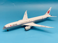 Load image into Gallery viewer, SQ Wings 1/200 Air China Boeing 787-9 B-1368
