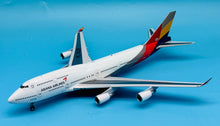 Load image into Gallery viewer, SQ Wings 1/200 Asiana Airlines Boeing 747-400 HL7428 Last 747-400 L2003
