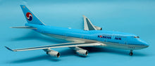 Load image into Gallery viewer, SQ Wings 1/200 Korean Air Boeing 747-400 HL7488 L2068

