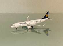Load image into Gallery viewer, JC Wings 1/400 Lufthansa Regional Embraer ERJ-190LR D-AECD
