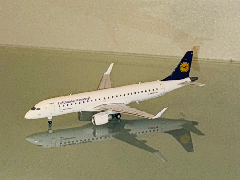 JC Wings 1/400 Lufthansa Regional Embraer ERJ-190LR D-AECD