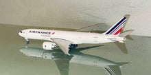 Load image into Gallery viewer, Gemini Jets 1/400 Air France Cargo Boeing 777-200LRF F-GUOC
