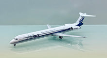 Load image into Gallery viewer, JC Wings 1/200 McDonnell Douglas MD-90 House Colour N901DC
