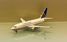 Load image into Gallery viewer, JC Wings 1/200 Continental Airlines Boeing 737-200 Polished N10248
