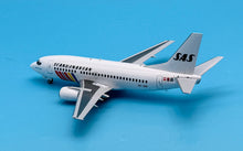 Load image into Gallery viewer, JC Wings 1/200 SAS Scandinavian Airlines Boeing 737-500 old colour SE-DNF XX20498
