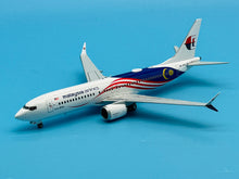 Load image into Gallery viewer, JC Wings 1/200 Malaysia Airlines Boeing 737 MAX 8 9V-MVD LH2455
