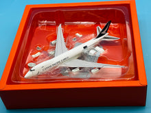 Load image into Gallery viewer, JC Wings 1/400 Cathay Pacific Cargo Boeing 747-8F B-LJI Interactive Series
