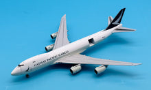 Load image into Gallery viewer, JC Wings 1/400 Cathay Pacific Cargo Boeing 747-8F B-LJI Interactive Series
