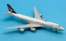 Load image into Gallery viewer, JC Wings 1/400 Cathay Pacific Cargo Boeing 747-8F B-LJI Interactive Series
